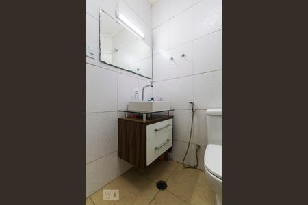 Casa à venda com 120m², 3 quartos e 2 vagasBanheiro Social