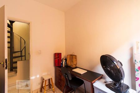 Casa à venda com 120m², 3 quartos e 2 vagasQuarto 2