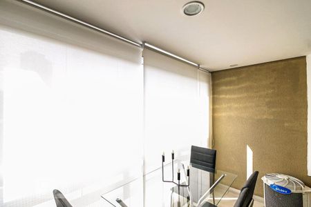 Studio para alugar com 26m², 1 quarto e 1 vaga Studio para alugar com 26m², 1 quarto e 1 vagaVaranda