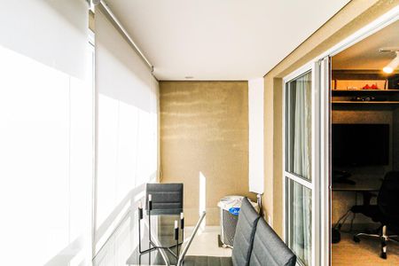Studio para alugar com 26m², 1 quarto e 1 vaga Studio para alugar com 26m², 1 quarto e 1 vagaVaranda