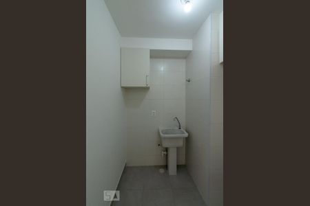 Apartamento para alugar com 33m², 2 quartos e sem vaga Apartamento para alugar com 33m², 2 quartos e sem vagaLavanderia