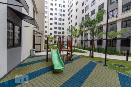 Apartamento para alugar com 33m², 2 quartos e sem vaga Apartamento para alugar com 33m², 2 quartos e sem vagaÁrea comum - Playground