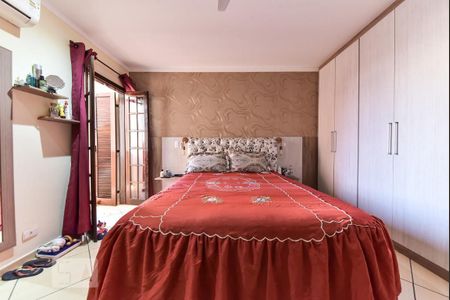 Casa à venda com 380m², 3 quartos e 2 vagas Casa à venda com 380m², 3 quartos e 2 vagasSuíte 3