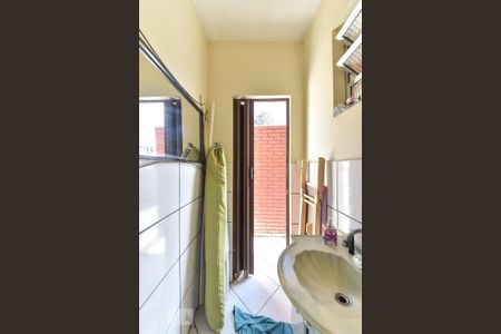 Casa à venda com 380m², 3 quartos e 2 vagas Casa à venda com 380m², 3 quartos e 2 vagasBanheiro de Serviço