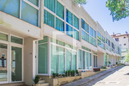 Casa de condomínio à venda com 82m², 1 quarto e 2 vagasFachada