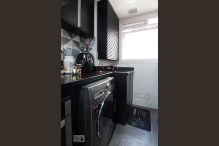 Apartamento à venda com 78m², 2 quartos e 1 vagaÁrea de Serviço