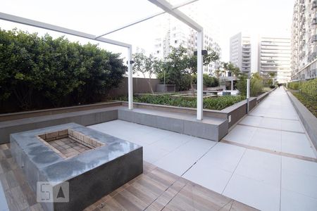 Apartamento à venda com 78m², 2 quartos e 1 vagaÁrea comum