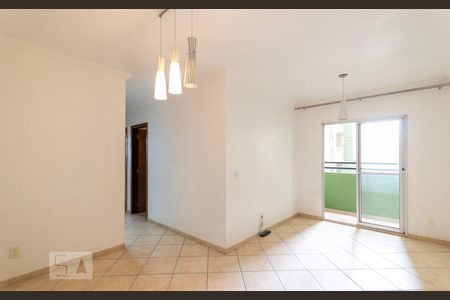 Sala de apartamento para alugar com 2 quartos, 58m² em Santa Terezinha, São Bernardo do Campo