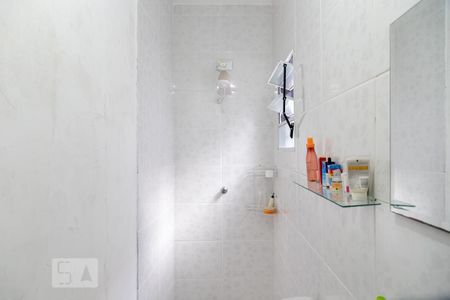 Casa à venda com 250m², 4 quartos e 3 vagasBanheiro da suíte