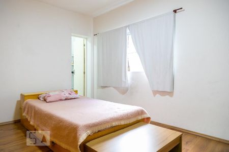 Casa à venda com 250m², 4 quartos e 3 vagasSuíte