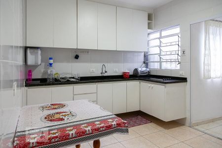 Casa à venda com 250m², 4 quartos e 3 vagasCozinha