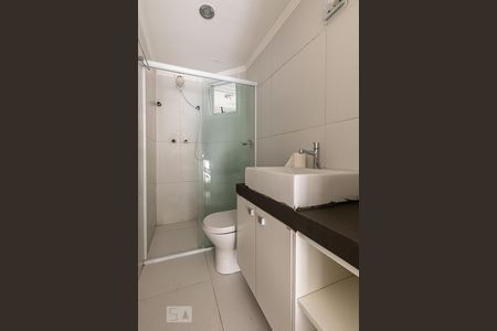 Apartamento à venda com 105m², 2 quartos e 2 vagas Apartamento à venda com 105m², 2 quartos e 2 vagasBanheiro