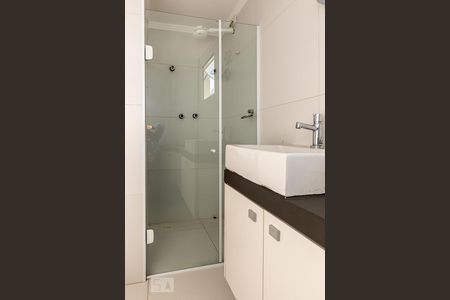 Apartamento à venda com 105m², 2 quartos e 2 vagas Apartamento à venda com 105m², 2 quartos e 2 vagasBanheiro do Quarto 2