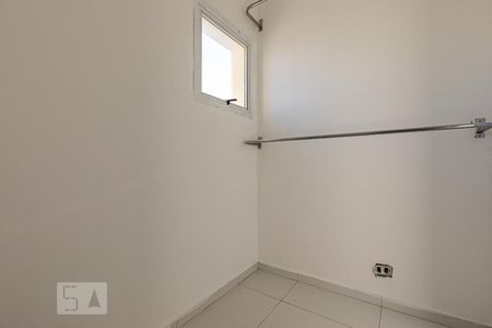 Apartamento à venda com 105m², 2 quartos e 2 vagas Apartamento à venda com 105m², 2 quartos e 2 vagasQuarto de Serviço
