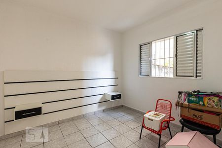 Quarto 1 de casa para alugar com 2 quartos, 74m² em Água Fria, São Paulo