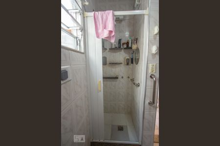 Apartamento à venda com 76m², 2 quartos e 1 vagaBanheiro