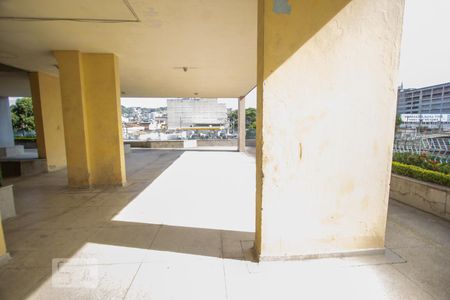 Apartamento à venda com 76m², 2 quartos e 1 vagaÁrea comum