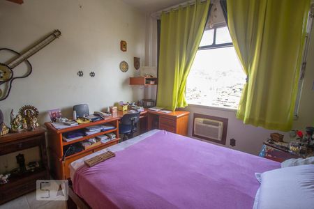 Apartamento à venda com 76m², 2 quartos e 1 vagaQuarto 2