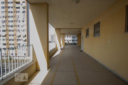 Apartamento à venda com 76m², 2 quartos e 1 vagaÁrea comum