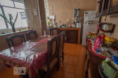 Apartamento à venda com 76m², 2 quartos e 1 vagaCozinha