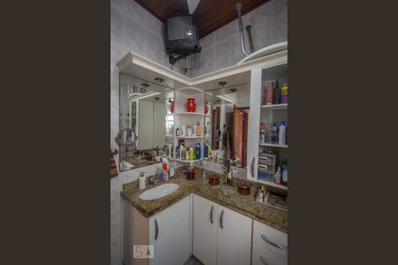 Apartamento à venda com 76m², 2 quartos e 1 vagaBanheiro