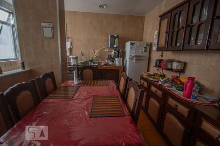 Apartamento à venda com 76m², 2 quartos e 1 vagaCozinha