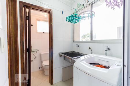 Apartamento à venda com 65m², 2 quartos e 1 vagaÁrea de Serviço