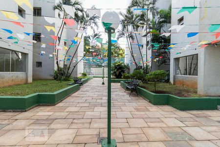 Apartamento à venda com 65m², 2 quartos e 1 vagaEntrada