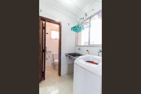 Apartamento à venda com 65m², 2 quartos e 1 vagaÁrea de Serviço