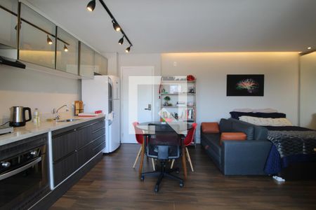 Cozinha de apartamento à venda com 1 quarto, 35m² em Campo Belo, São Paulo