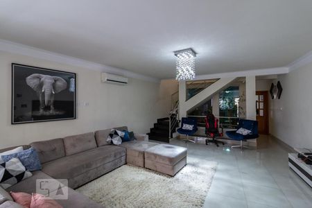 Sala de casa à venda com 3 quartos, 182m² em Chácara Inglesa, São Paulo
