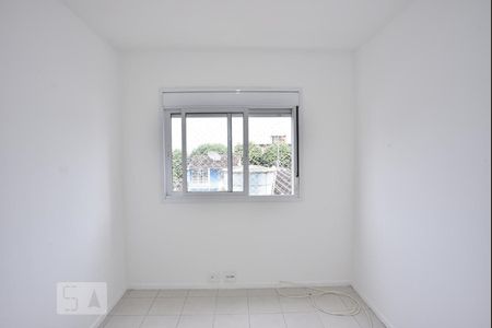 Quarto de apartamento para alugar com 2 quartos, 55m² em Taquara, Rio de Janeiro