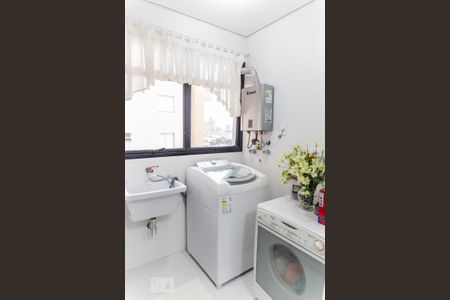 Apartamento à venda com 73m², 2 quartos e 2 vagasÁrea de Serviço