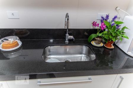 Apartamento à venda com 73m², 2 quartos e 2 vagasPia