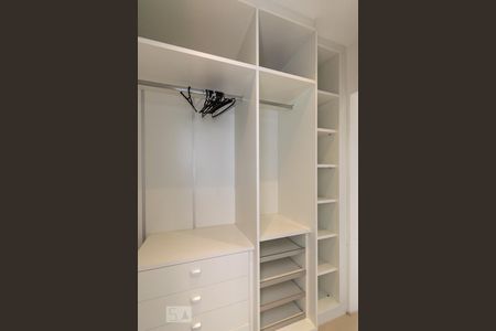 Apartamento para alugar com 92m², 2 quartos e 1 vagaSuíte - Closet