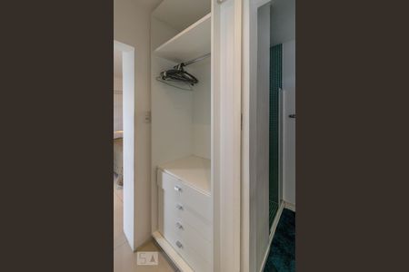 Apartamento para alugar com 92m², 2 quartos e 1 vagaSuíte - Closet