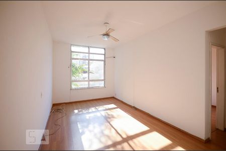 Sala de apartamento para alugar com 1 quarto, 51m² em Icaraí, Niterói