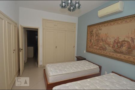 Apartamento à venda com 130m², 3 quartos e 1 vagaQuarto 2