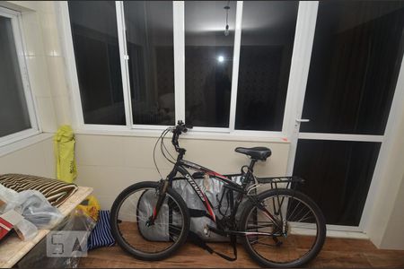 Apartamento à venda com 130m², 3 quartos e 1 vagaÁrea de Serviço