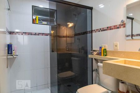 Banheiro Suíte de apartamento à venda com 3 quartos, 82m² em Vila Ivone, São Paulo