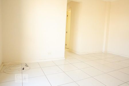 Sala de apartamento para alugar com 2 quartos, 60m² em Vila das Mercês, São Paulo