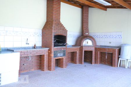 Apartamento para alugar com 60m², 2 quartos e 1 vagaÁrea comum - Churrasqueira