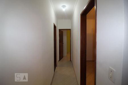 Corredor de apartamento para alugar com 2 quartos, 115m² em Nova Gerty, São Caetano do Sul