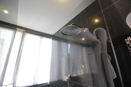 Apartamento à venda com 418m², 4 quartos e 3 vagasChuveiro