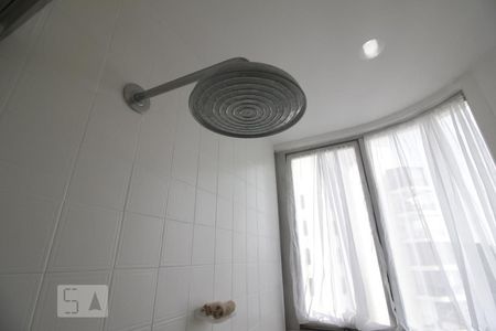 Apartamento à venda com 418m², 4 quartos e 3 vagasChuveiro