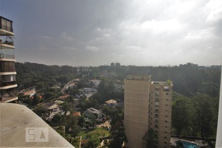 Apartamento à venda com 418m², 4 quartos e 3 vagasVista da suíte 2