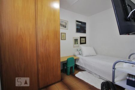 Apartamento à venda com 418m², 4 quartos e 3 vagasQuarto de Serviço