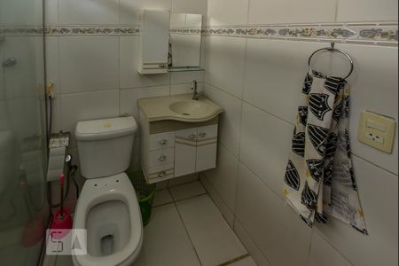Casa à venda com 320m², 4 quartos e 2 vagasBanheiro Social