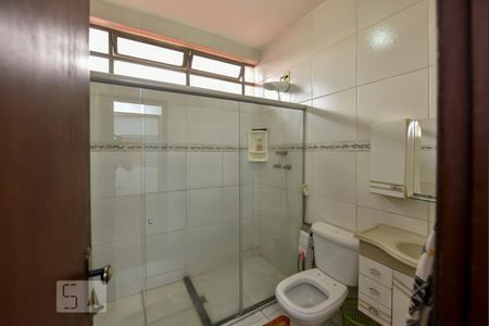 Casa à venda com 320m², 4 quartos e 2 vagasBanheiro Social