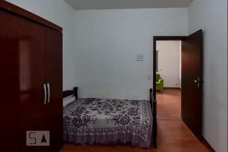 Casa à venda com 320m², 4 quartos e 2 vagasQuarto 2